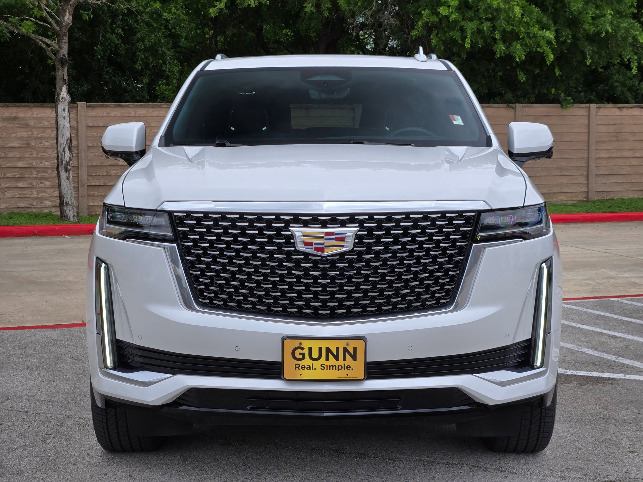 Used 2024 Cadillac Escalade ESV Premium Luxury AWD/4WD image 8
