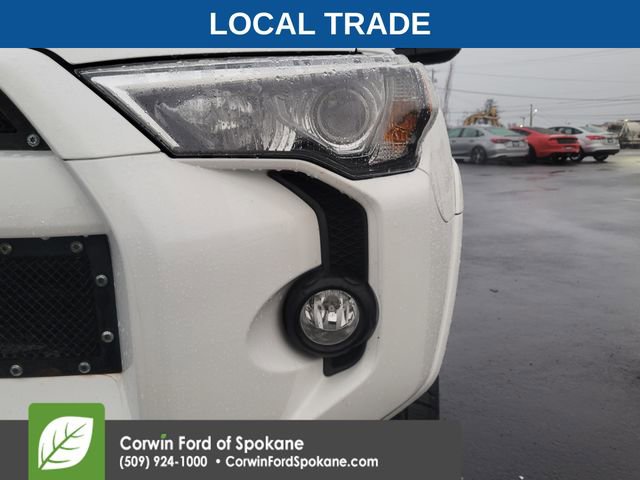 Used 2016 Toyota 4Runner SR5 image 8