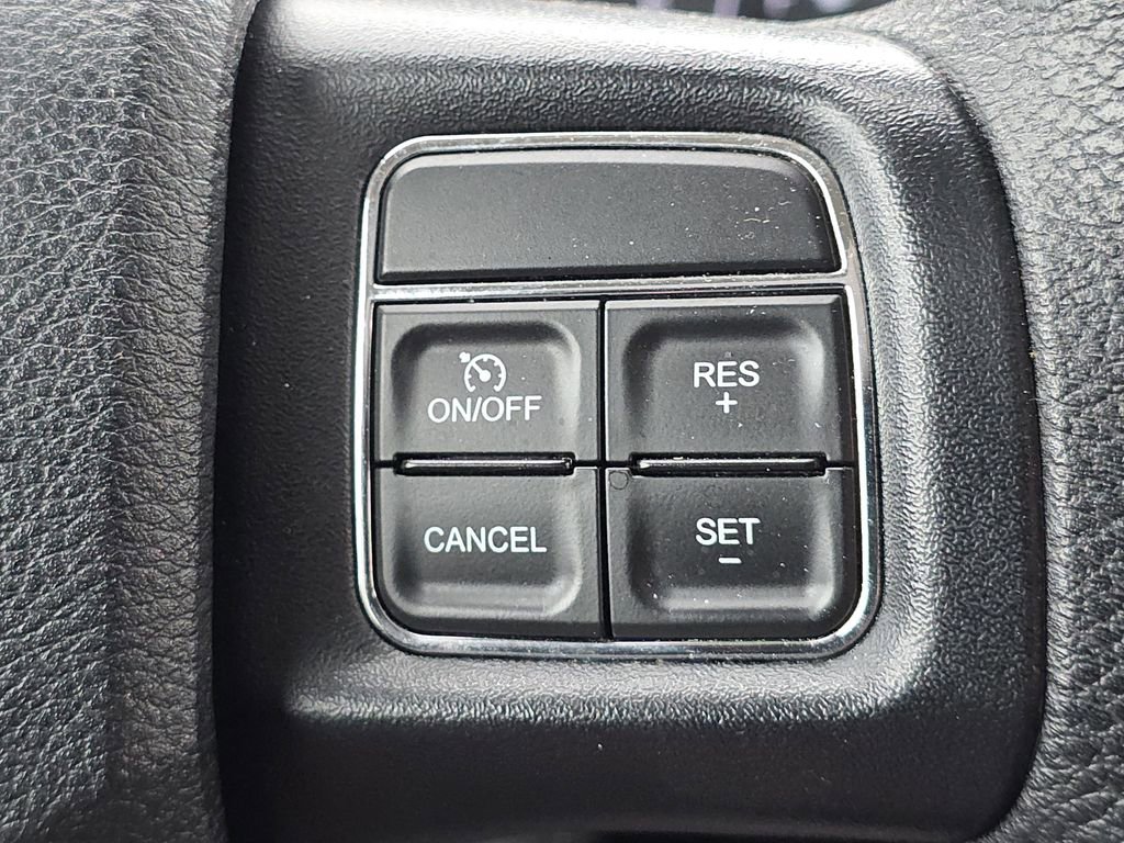 Used 2016 Dodge Journey SXT w/ Comfort/Convenience Group image 27