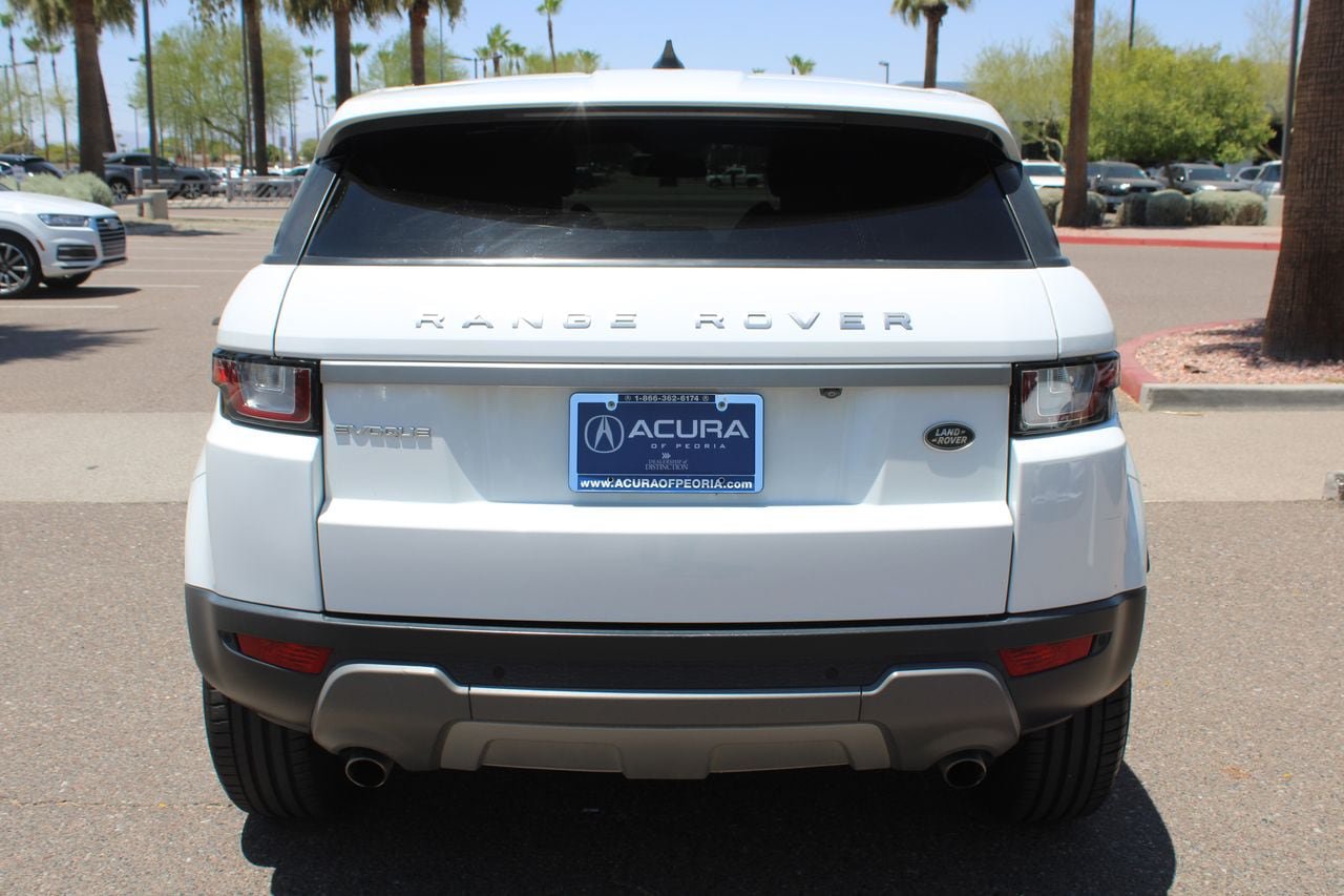Used 2019 Land Rover Range Rover Evoque SE AWD/4WD image 4