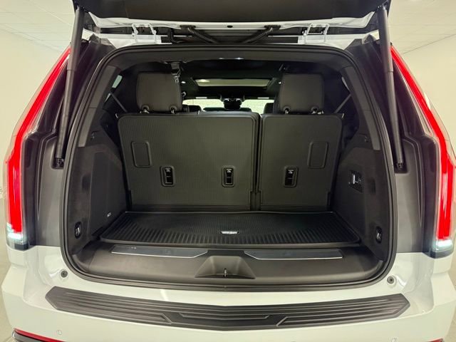 Used 2026 Cadillac Escalade Sport w/ Touring Package image 8