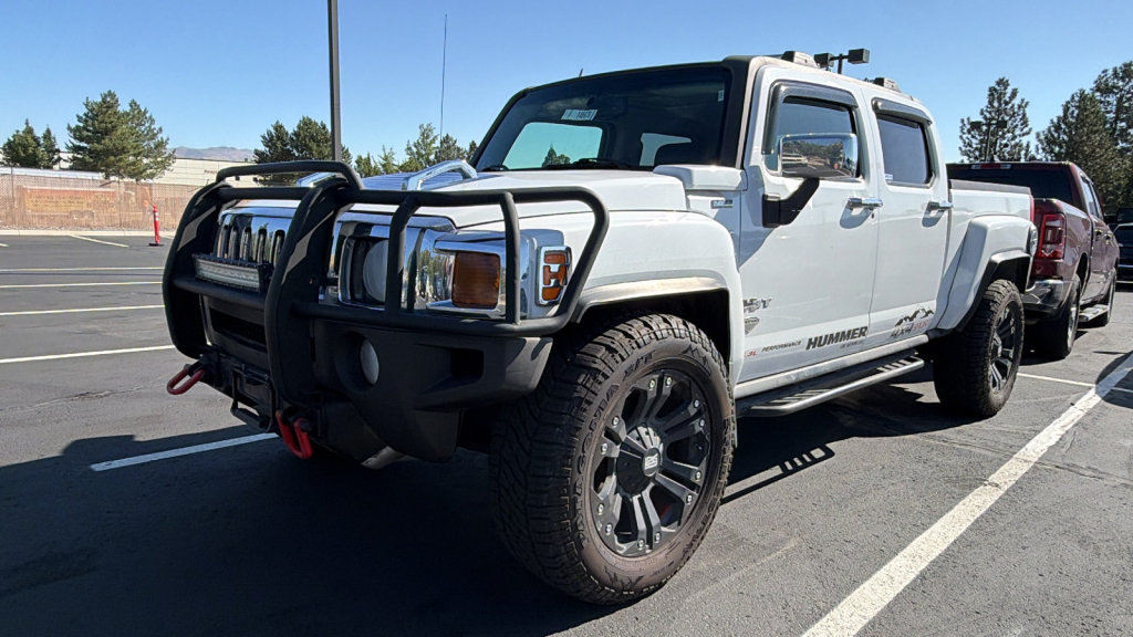 Used 2010 HUMMER H3T Alpha AWD/4WD image 4