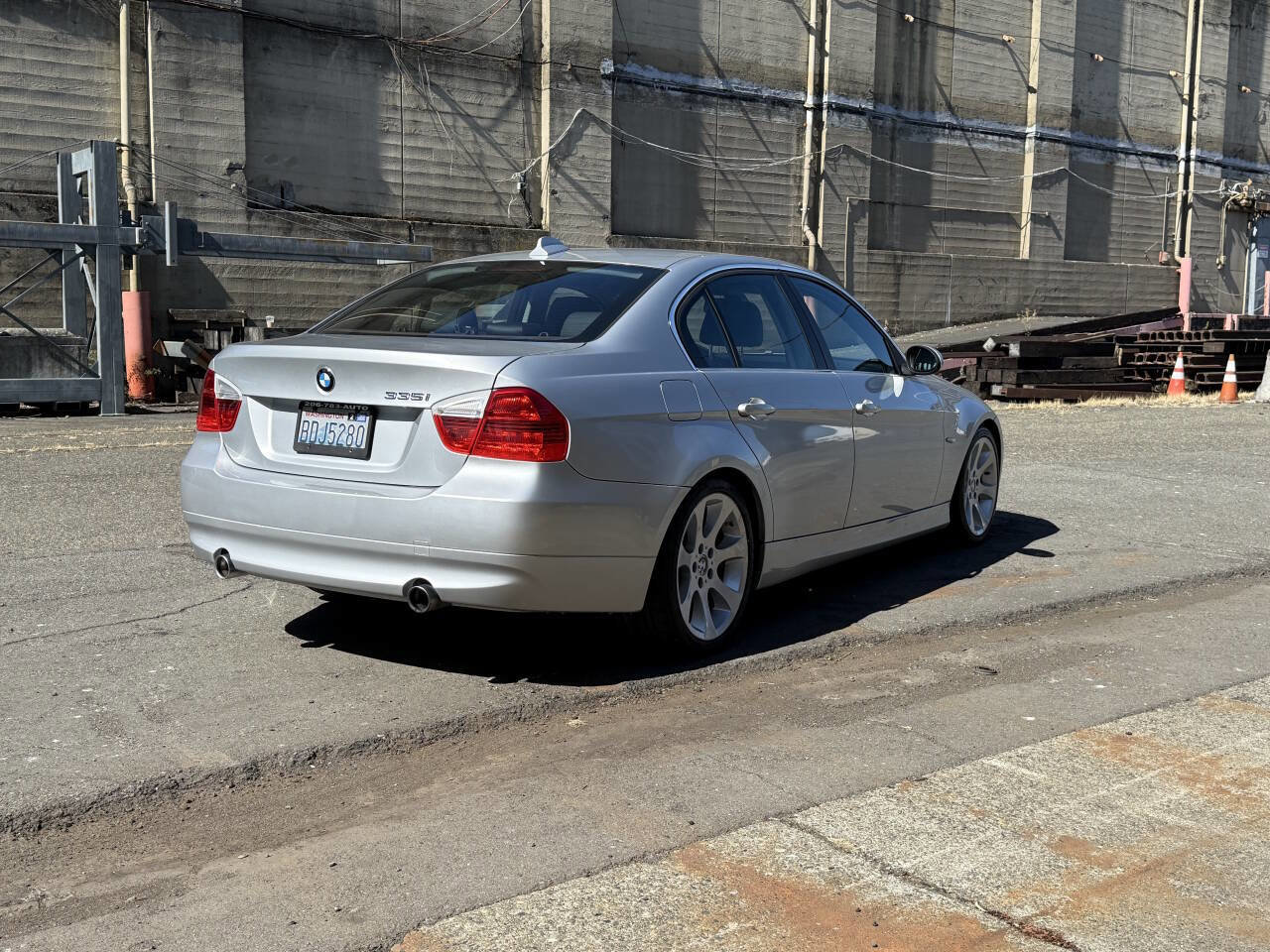 Used 2008 BMW 335i Sedan image 10