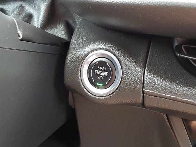 Used 2023 Buick Envision Essence FWD image 16