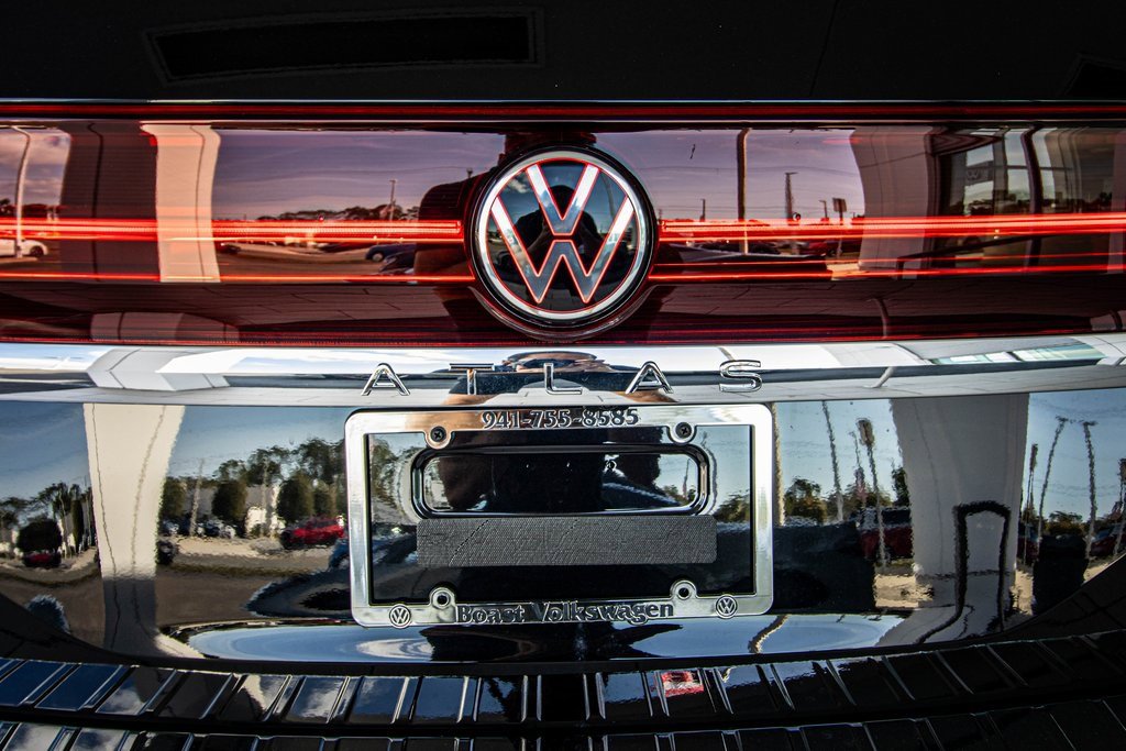 New 2026 Volkswagen Atlas SE image 16