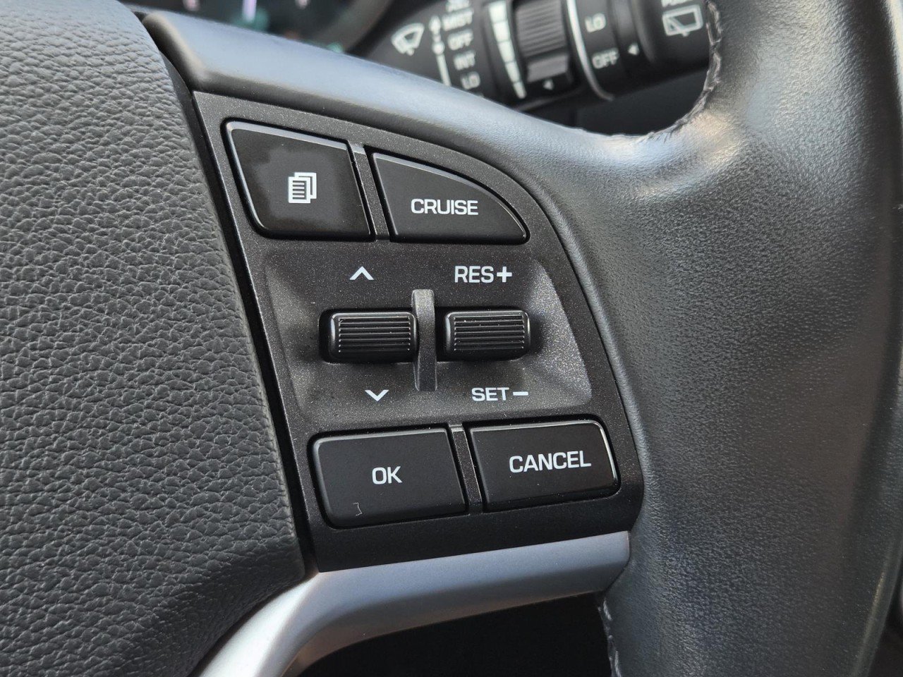 Used 2021 Hyundai Tucson Limited AWD/4WD image 22
