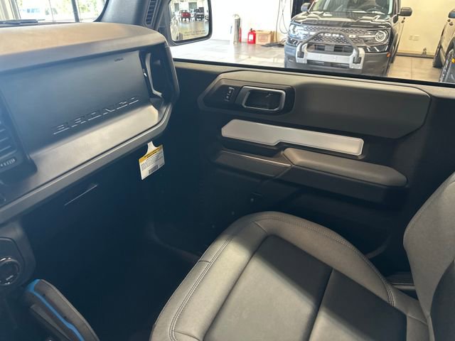Used 2023 Ford Bronco Black Diamond AWD/4WD image 23