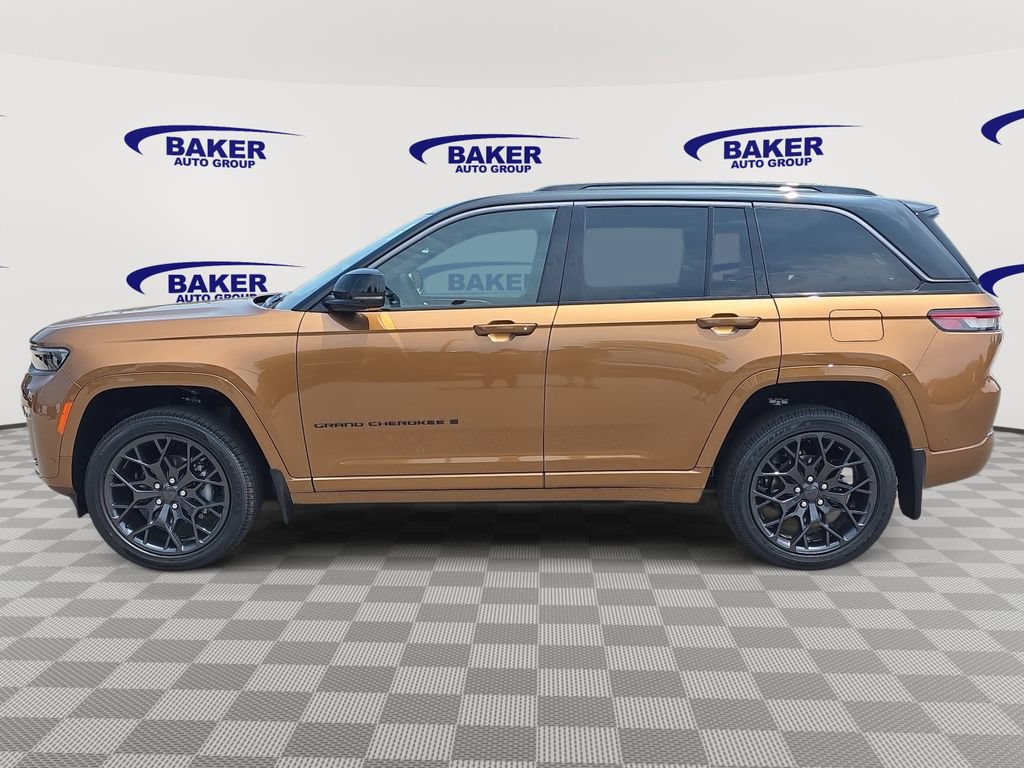 New 2026 Jeep Grand Cherokee Summit w/ Obsidian Package AWD/4WD image 6