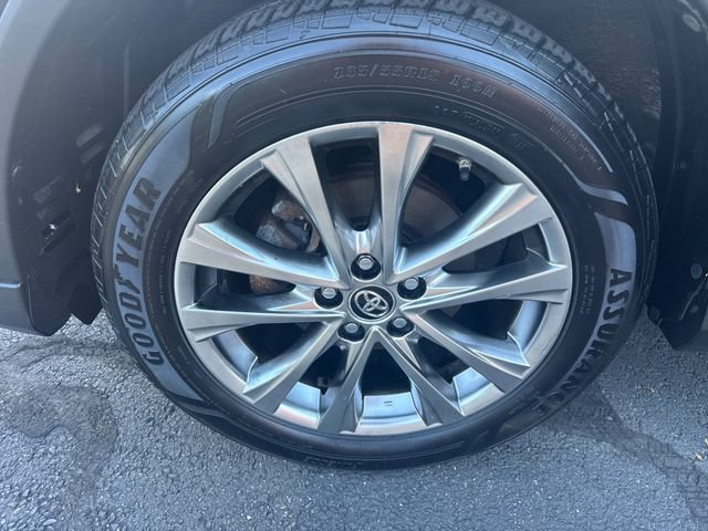 Used 2016 Toyota RAV4 Limited AWD/4WD image 18