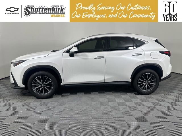 Used 2025 Lexus NX 250 FWD w/ Towing Package (2000 Lbs) image 6