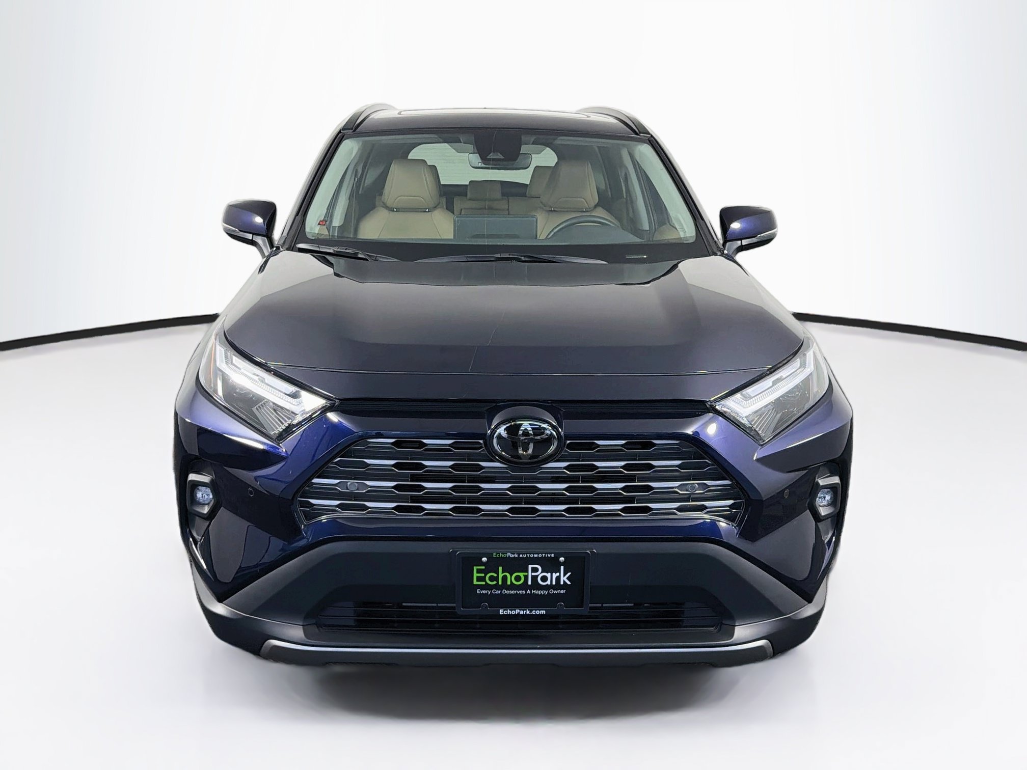 Used 2025 Toyota RAV4 Limited FWD image 2