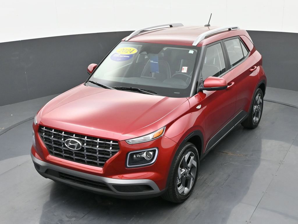 Used 2024 Hyundai Venue Limited image 41