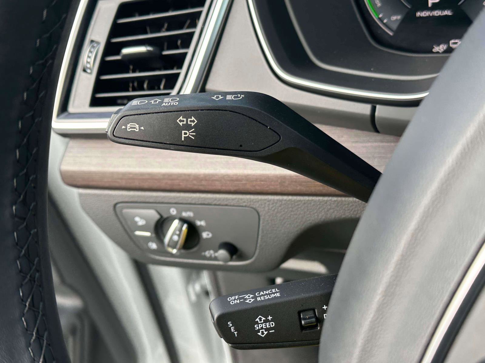 Used 2024 Audi Q5 e Premium Plus image 24