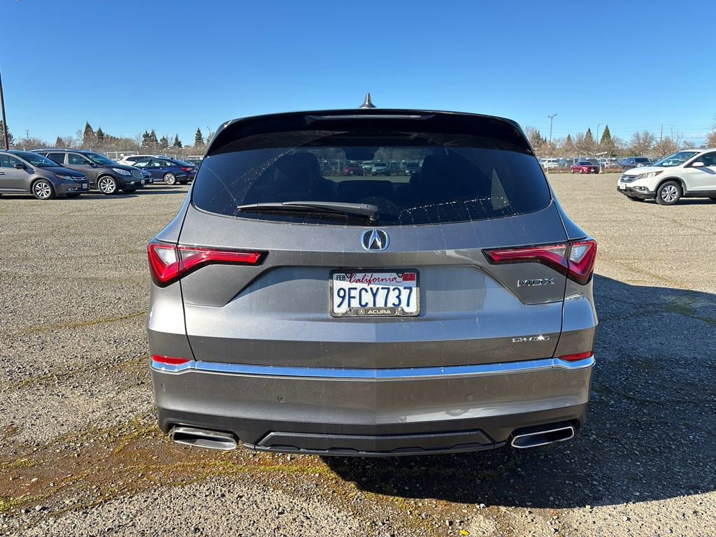 Used 2023 Acura MDX SH-AWD w/ Technology Package image 6