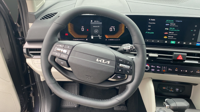 New 2027 Kia Sportage EX AWD/4WD image 16