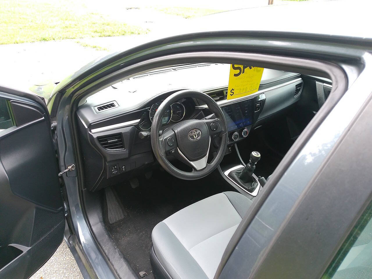 Used 2014 Toyota Corolla L FWD image 7