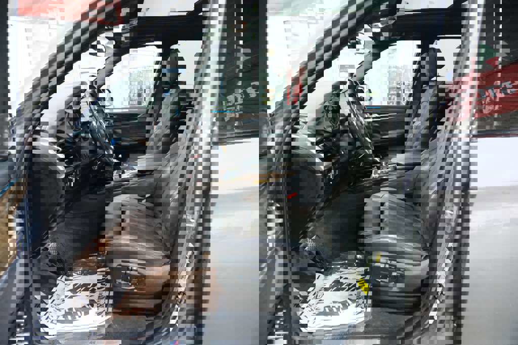 Used 2018 BMW X5 xDrive50i image 17
