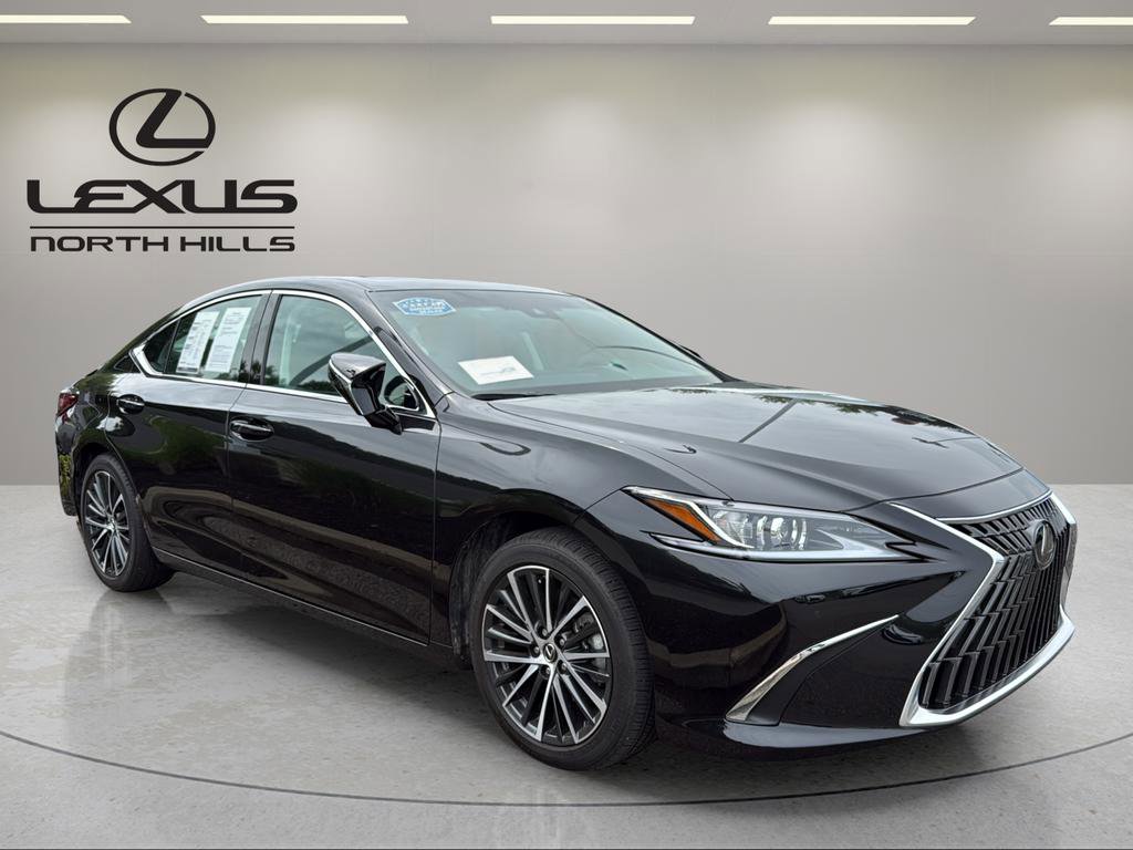 Used 2025 Lexus ES 350 w/ Premium Package FWD image 4