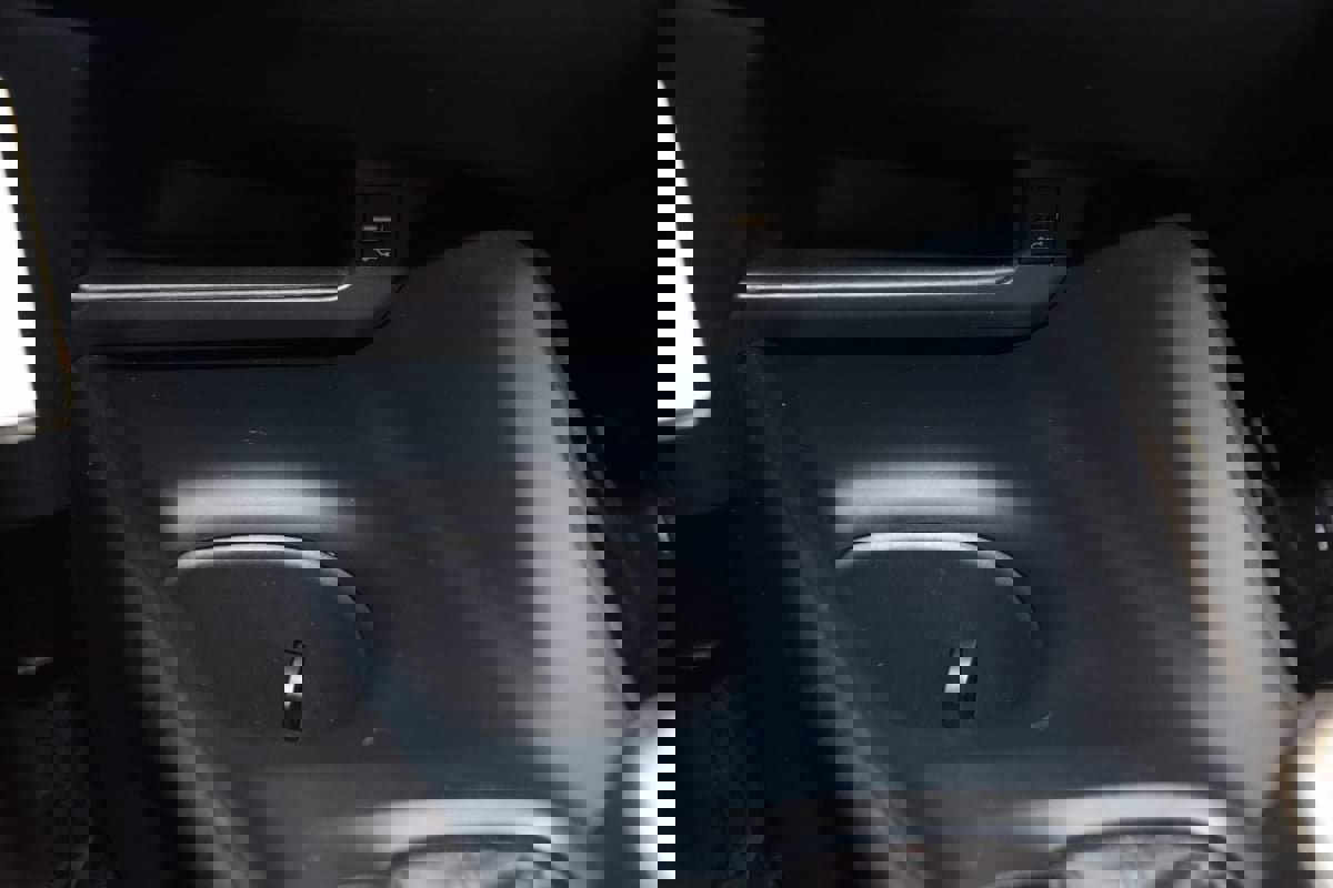 Used 2021 Toyota C-HR LE image 26