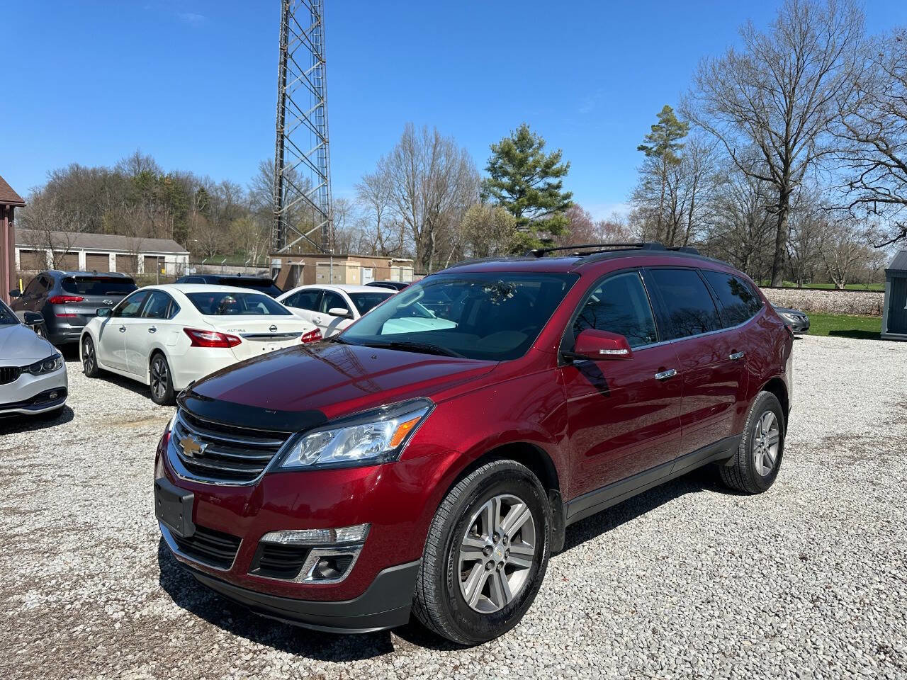 Used 2017 Chevrolet Traverse LT image 1