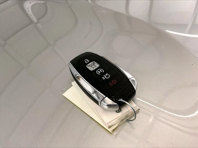 Used 2019 Lincoln MKZ Reserve AWD/4WD image 9
