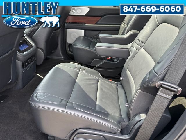 Used 2022 Lincoln Navigator Reserve image 17