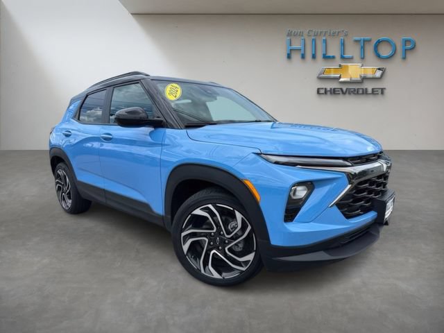 Used 2024 Chevrolet TrailBlazer RS FWD image 1
