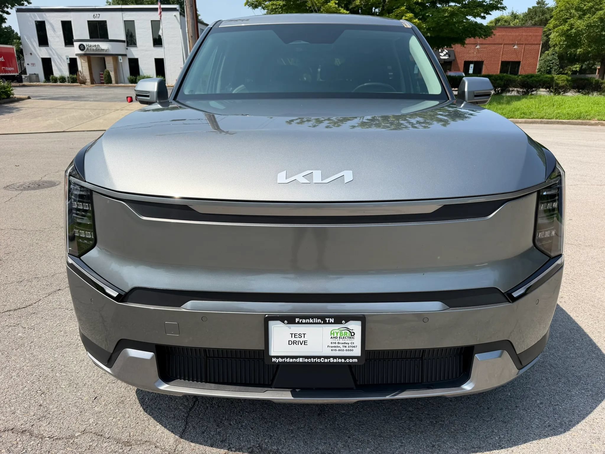 Used 2024 Kia EV9 Light Long Range RWD image 10