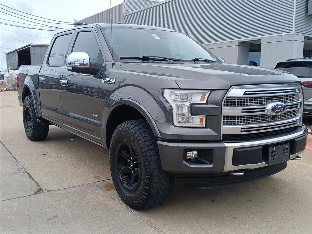 Used 2015 Ford F150 Platinum w/ Equipment Group 701A Luxury AWD/4WD image 5