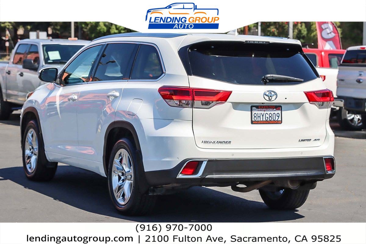 Used 2019 Toyota Highlander Limited image 2