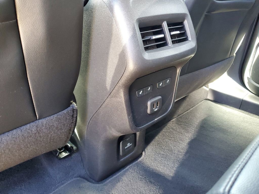 Certified 2024 Chevrolet Equinox Premier FWD image 27