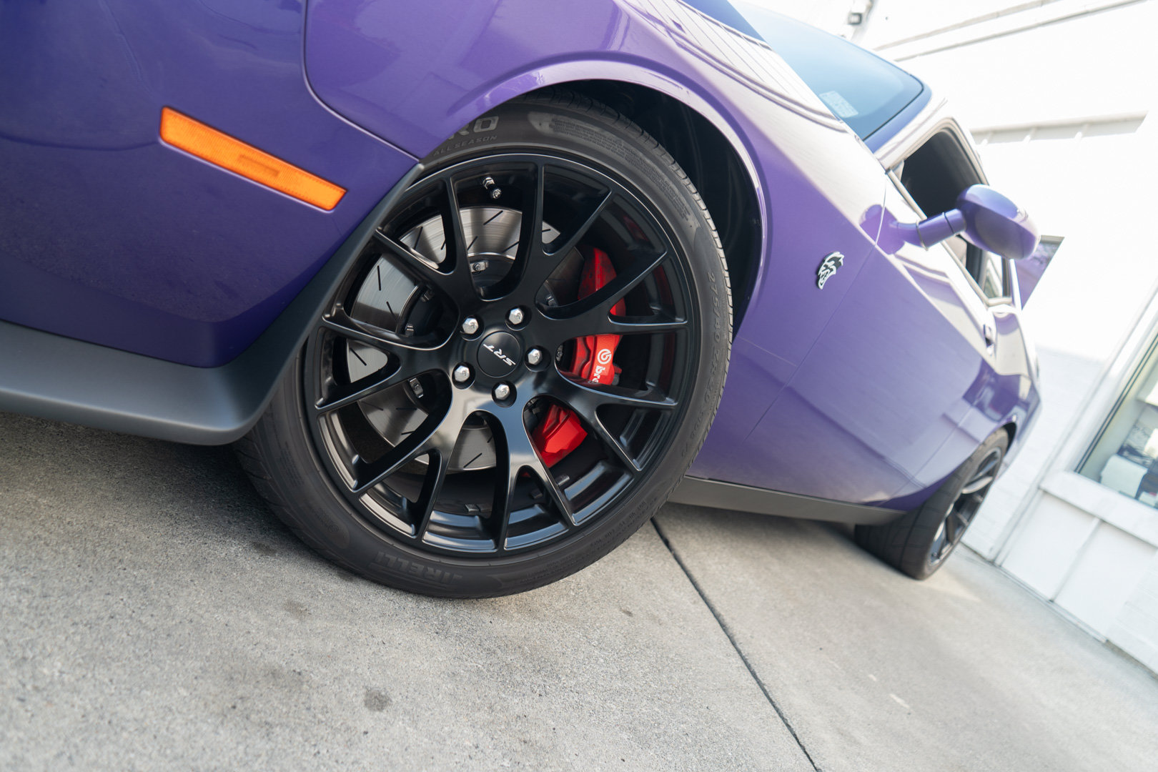 Used 2016 Dodge Challenger SRT Hellcat RWD image 4