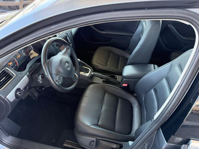 Used 2014 Volkswagen Jetta SE FWD image 6