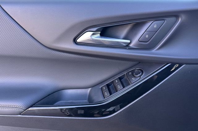 New 2026 Chevrolet Equinox LT image 14