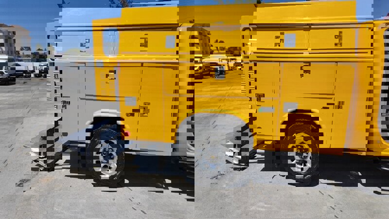 Used 2018 Chevrolet Silverado 3500 W/T image 34