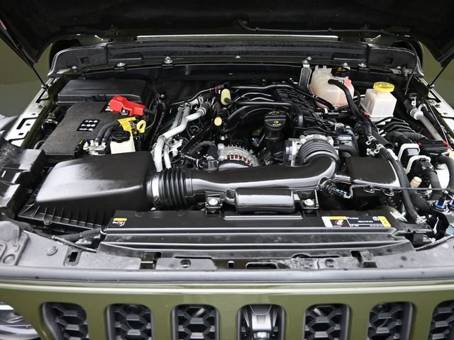 Used 2022 Jeep Gladiator Mojave w/ Dual Top Group AWD/4WD image 22