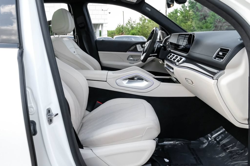 Used 2022 Mercedes-Benz GLS 63 AMG 4MATIC image 34