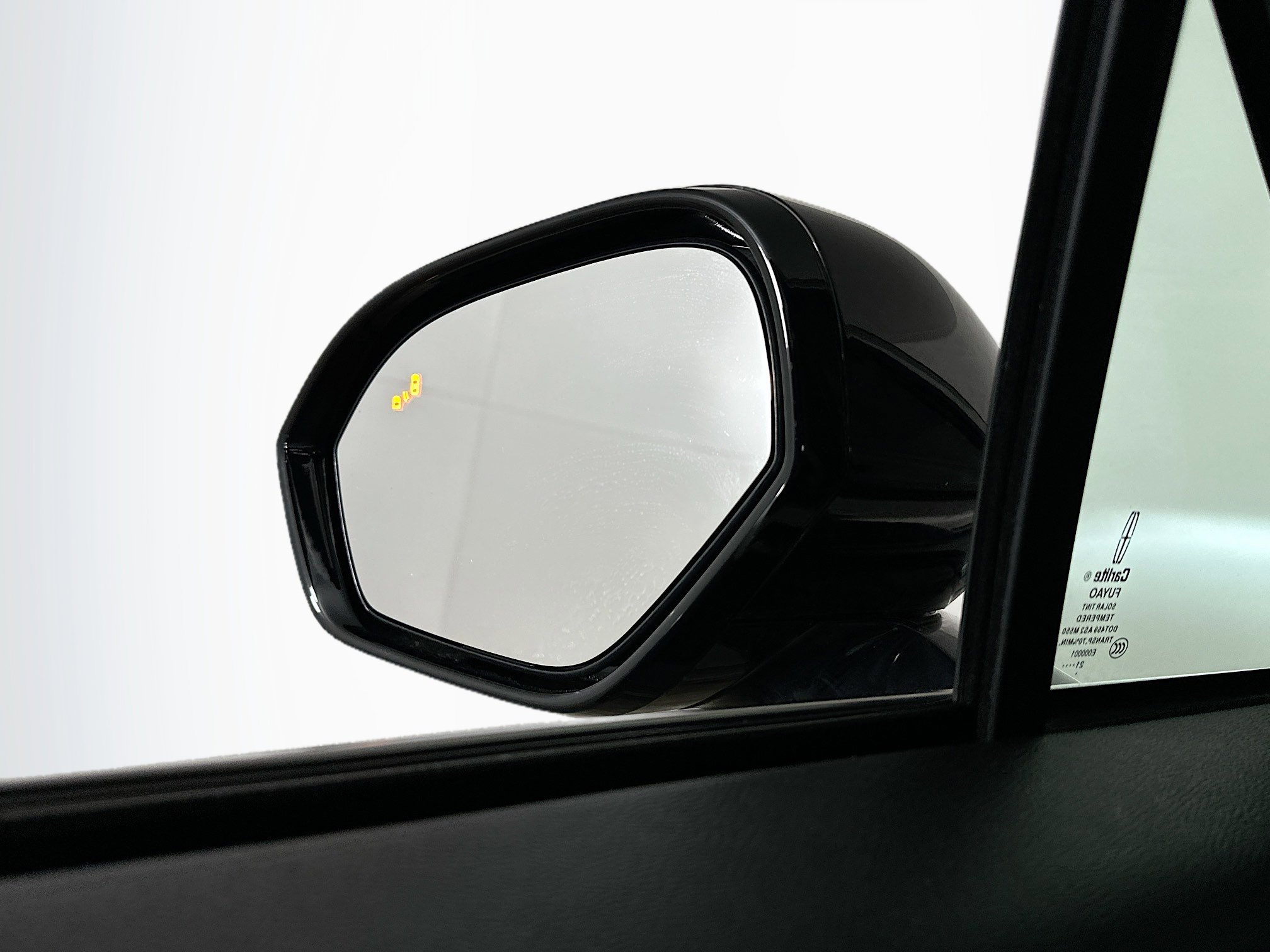 Used 2022 Lincoln Corsair AWD w/ Premium Package image 16