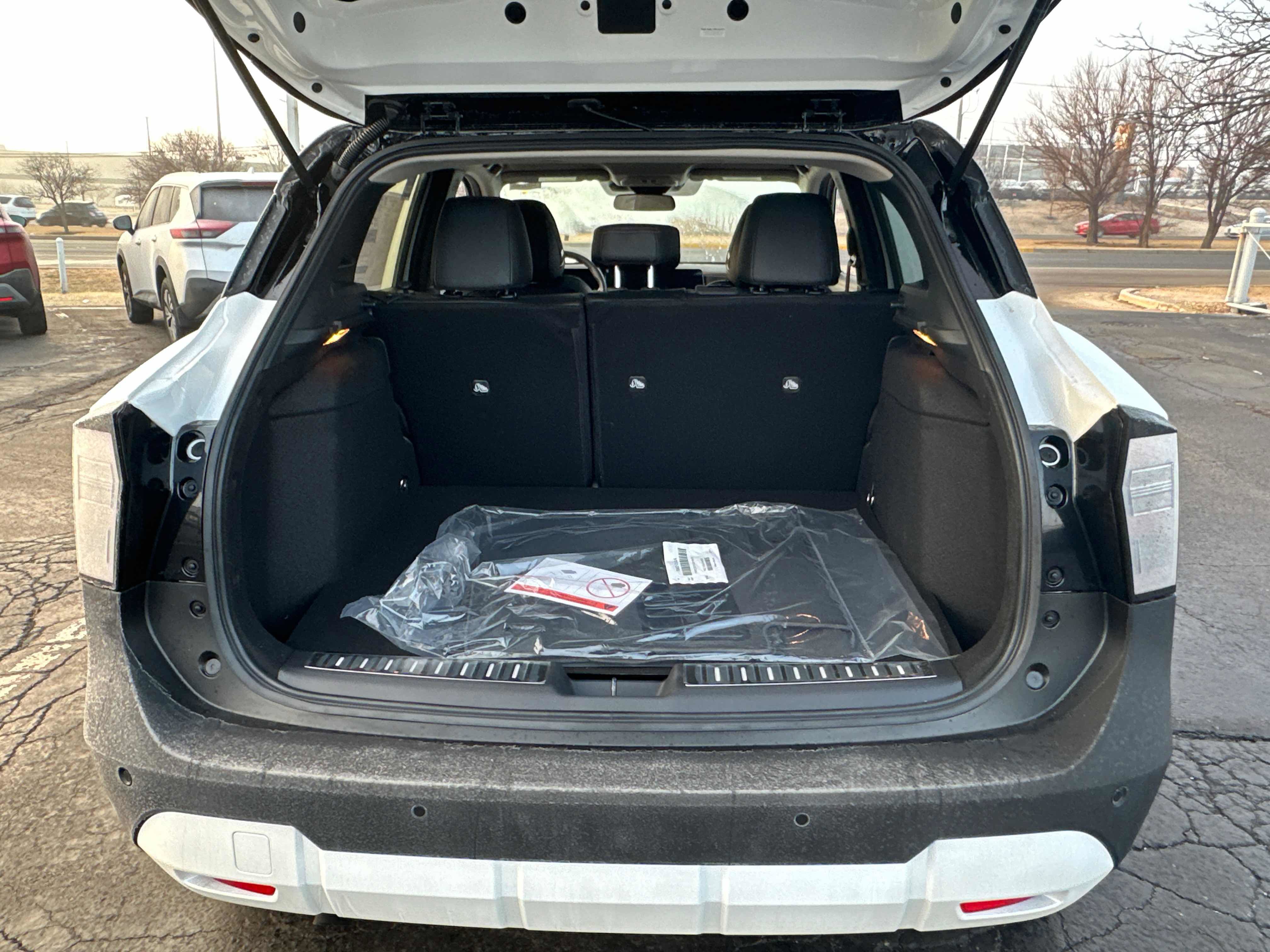 New 2026 Nissan Kicks SR w/ SR Premium Package image 17