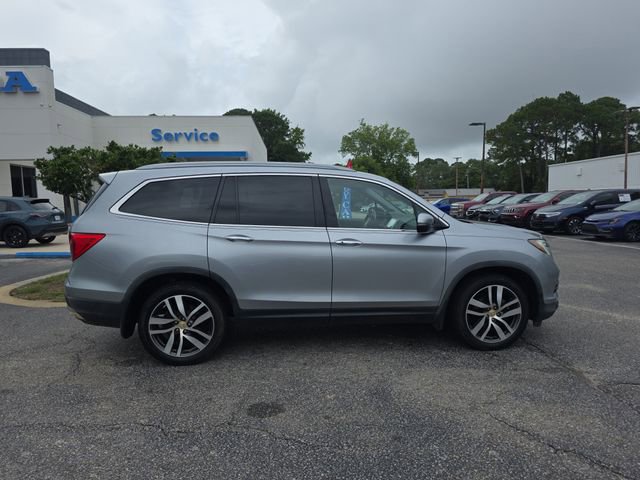 Used 2017 Honda Pilot Elite image 3