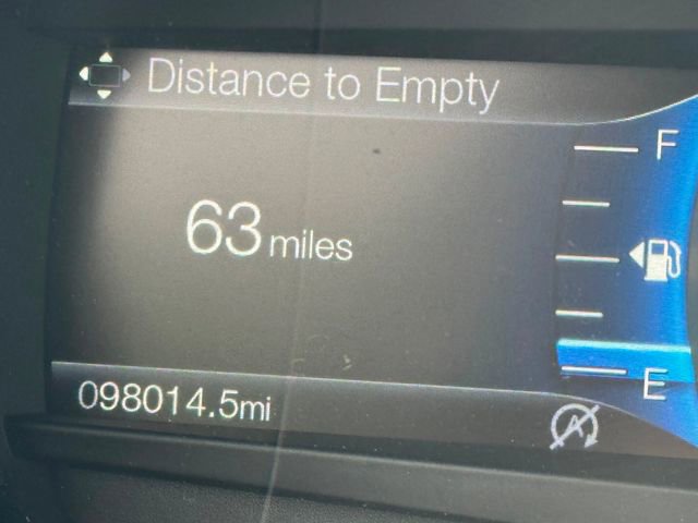 Used 2018 Ford Fusion SE w/ Fusion SE Technology Package image 15