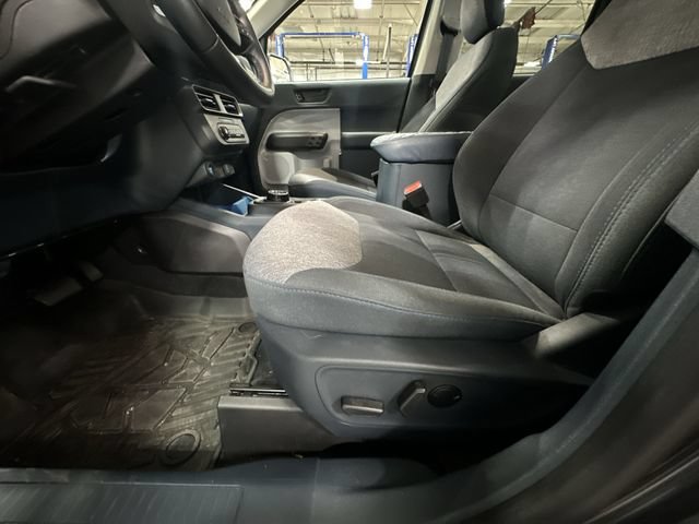 Certified 2025 Ford Maverick XLT w/ XLT Luxury Package AWD/4WD image 18