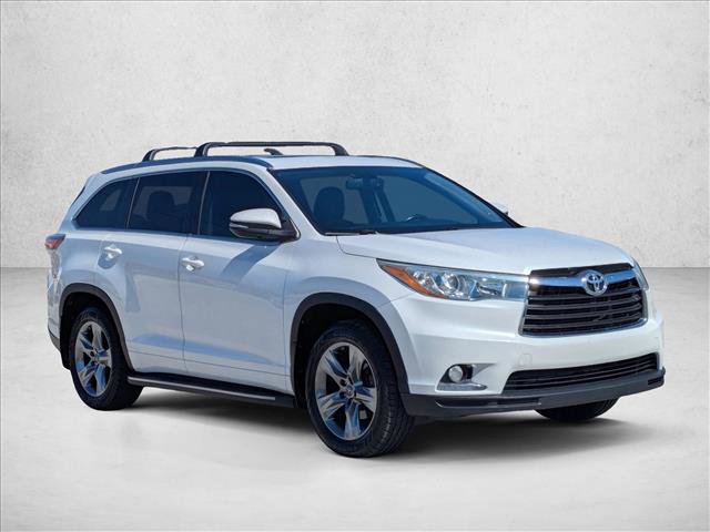 Used 2016 Toyota Highlander Limited image 3