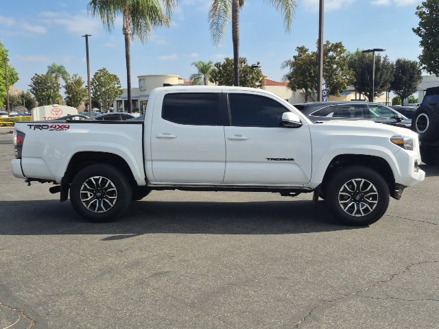 Used 2023 Toyota Tacoma TRD Sport w/ Black Out Package (TMS) AWD/4WD image 4