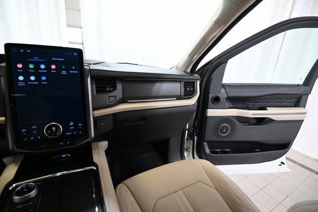 Used 2024 Ford Expedition Max Platinum AWD/4WD image 37