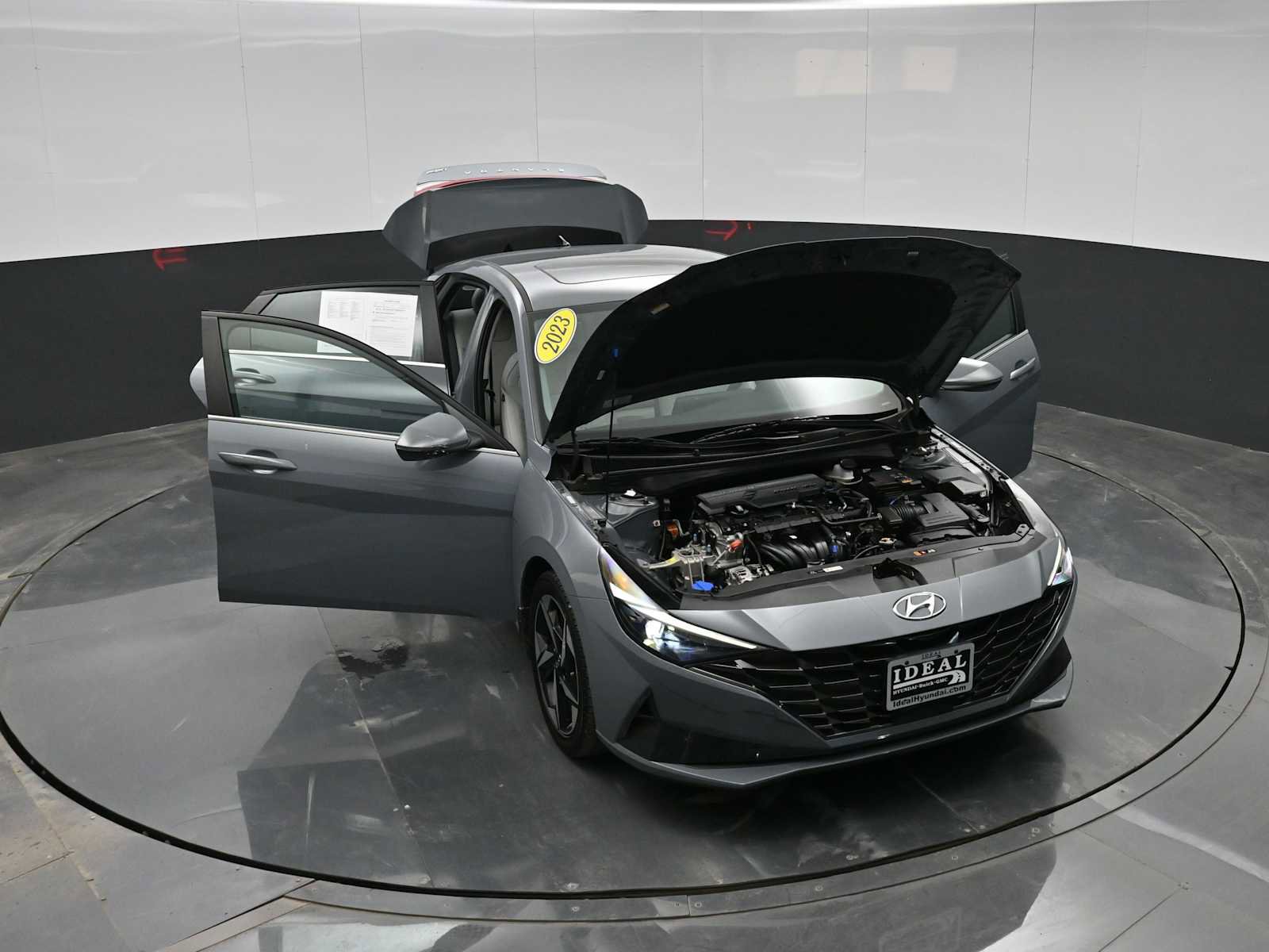 Used 2023 Hyundai Elantra Limited image 38