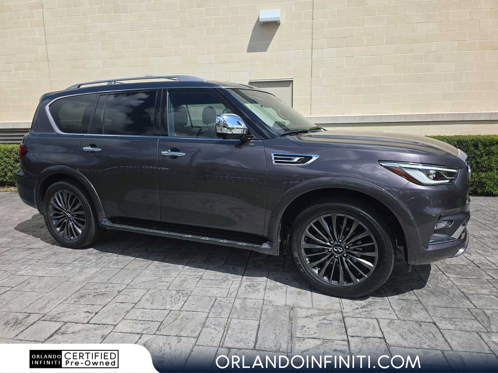 Certified 2024 INFINITI QX80 Sensory w/ Cargo Package AWD/4WD image 1