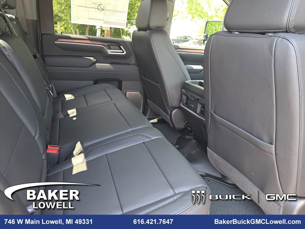 New 2025 GMC Sierra 2500 Denali w/ Denali Reserve Package image 11