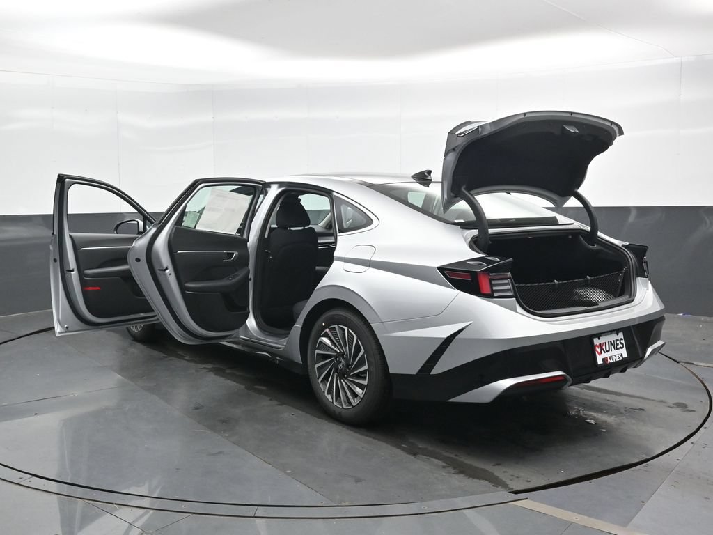 New 2026 Hyundai Sonata SEL FWD image 47