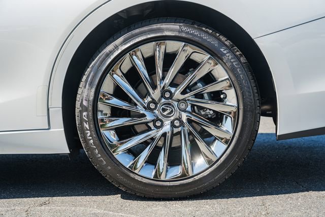 Used 2024 Lexus ES 350 Ultra Luxury w/ Accessory Package (Z2) FWD image 17